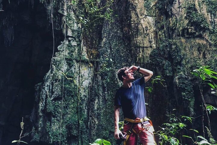 Besuchen Sie die Höhlen von Bombil Pek - Tour von Coban