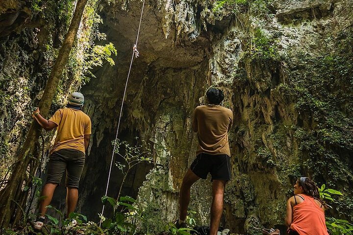 Besuchen Sie die Höhlen von Bombil Pek - Tour von Coban