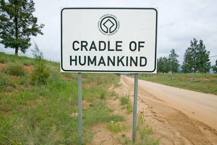 Tour de la Cuna de la Humanidad y las Cuevas de Maropeng/sterkfontein