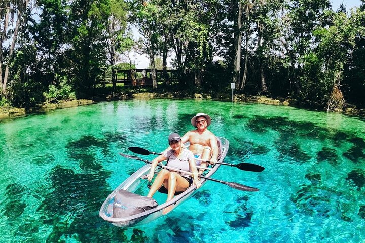 Clear Kayak Tour de las Tres Hermanas Springs y Manatí por Crystal River