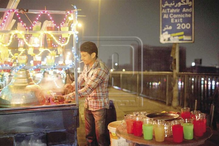 Recorrido nocturno por El Cairo, recorridos a pie y carruaje tirado por caballos