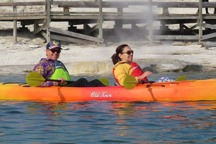 4 - Hora de Kayak no Lago Yellowstone com almoço