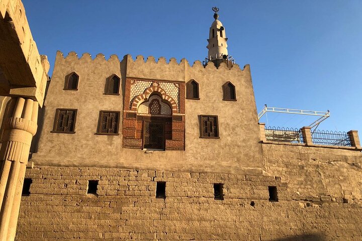 Excursion d'une journée sur les rives ouest et est de la ville de Louxor en Égypte