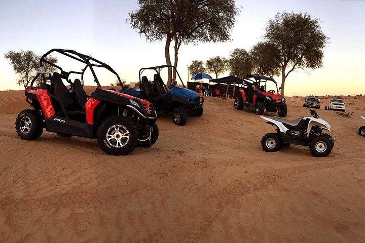 Dune Buggy Tour para 2 assentos ou 4 assentos no deserto de Ras al Khaimah