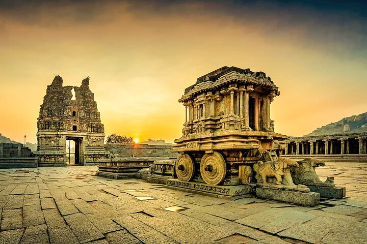 Hampi Heritage Hues: Upptäck Majesty of Vijayanagara Empire