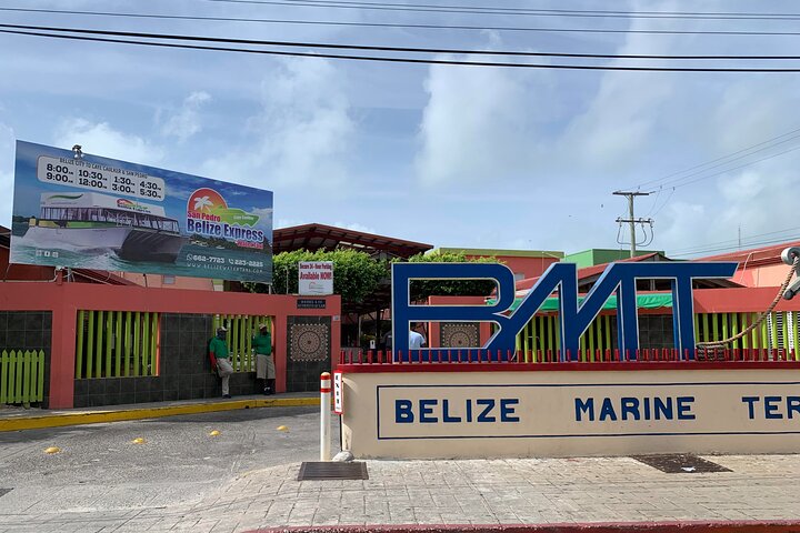 Belize Int'l Airport nach Belize City Water Taxi oder Belize City nach BZE Airport