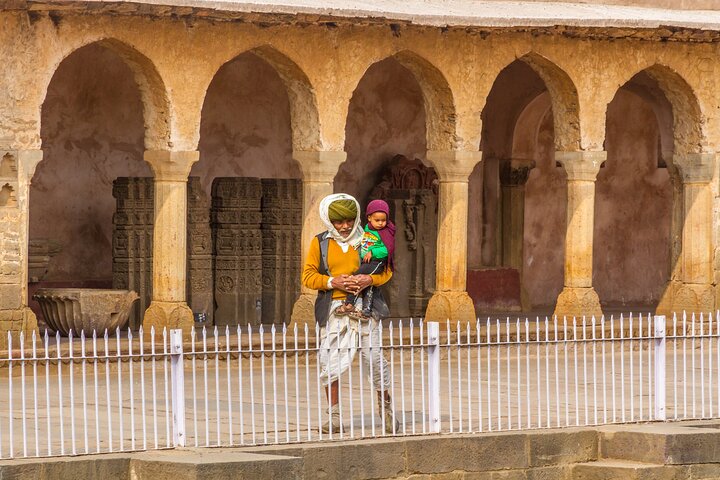 Agra Drop mit Besuch von Chand Baori und Fatehpur Sikri von Bundi