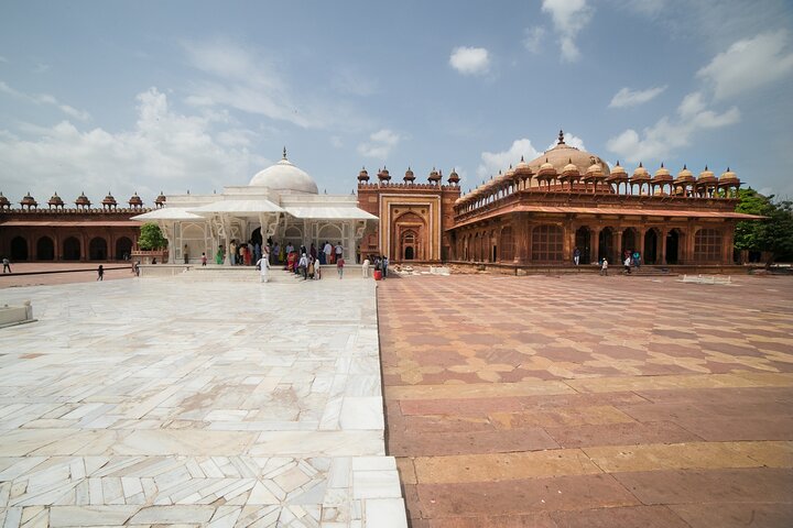 Agra Drop mit Besuch von Chand Baori und Fatehpur Sikri von Bundi