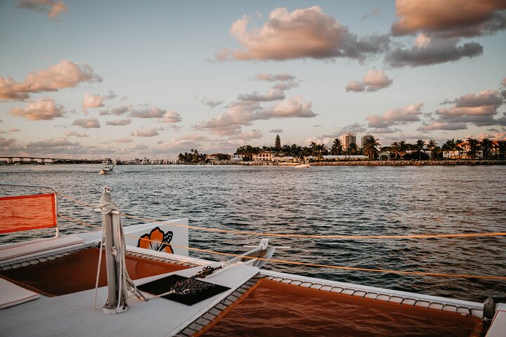 Schilderachtige Hakuna Matata zonsondergang cruise in West Palm Beach