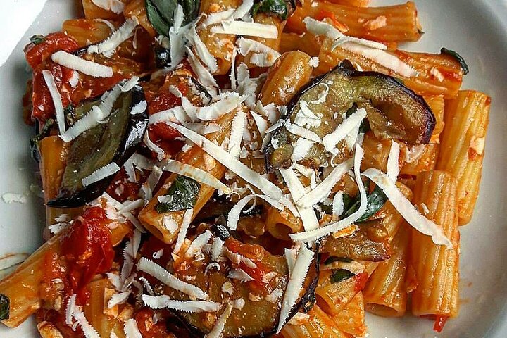 Taormina und Castelmola private und geführte Tour mit Arancino