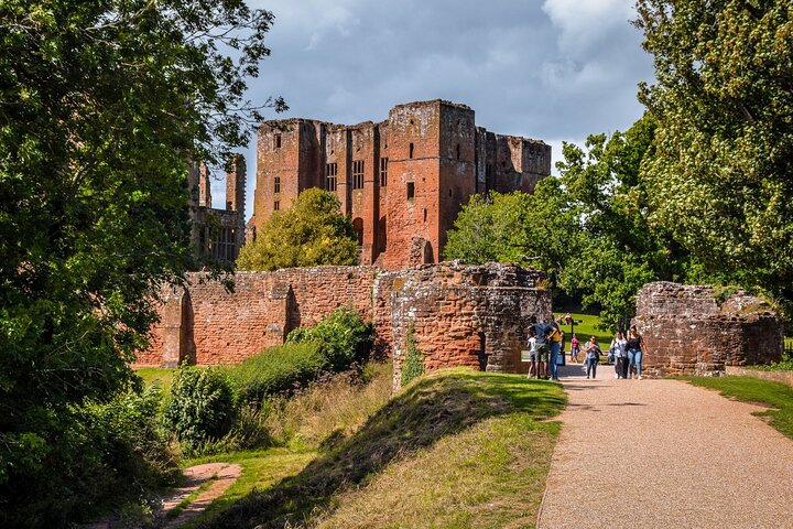 Warwick Tour-app, Hidden Gems-spel en Big Britain Quiz (1-daagse pas) VK