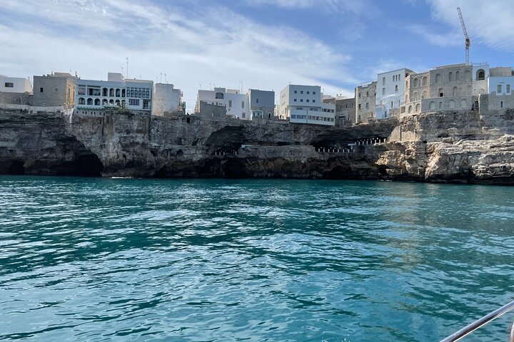 Bootsfahrt zu den Grotten von Polignano a Mare