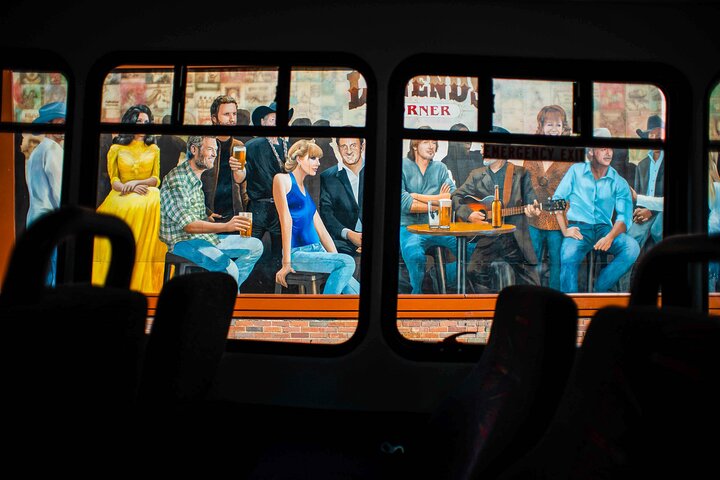 Excursão turística pela cidade de Nashville no ônibus de dois andares