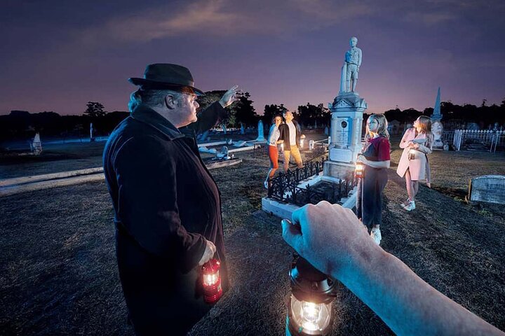 Recorrido por la historia encantada del cementerio de Goodna