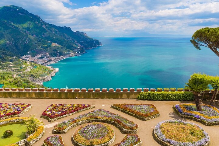 Ganztägige Tour nach Positano, Amalfi und Ravello mit Bootsoption