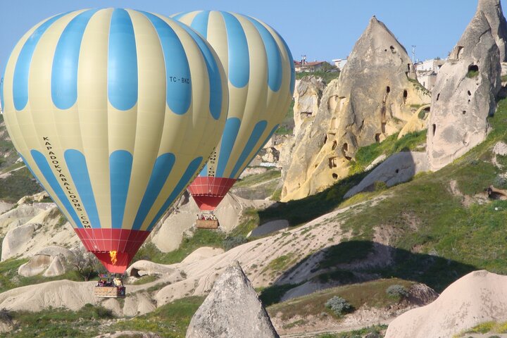 Cappadocia Sunrise Hot Air Balloon Flight / Kapadokya Balloons