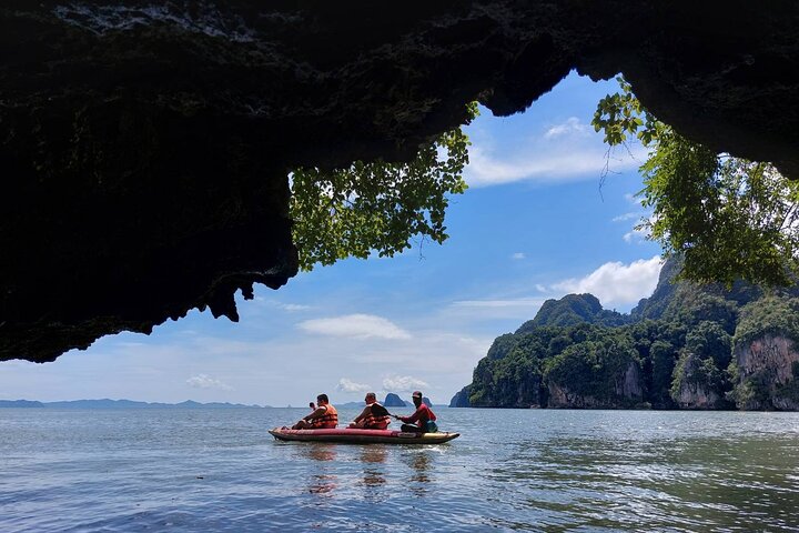 Fantastisk Phang Nga Bay-dagstur med kajaksejlads og snorkling