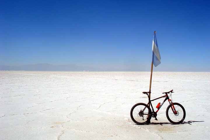 Sykkeleventyr i Salinas Grandes med piknik
