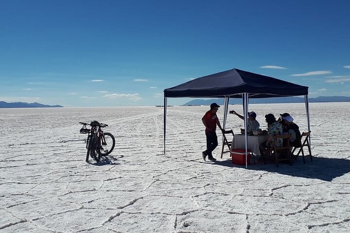 Sykkeleventyr i Salinas Grandes med piknik