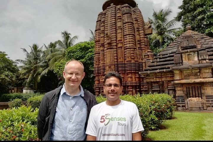 Bhubaneswar stadsrundtur och Konark Sun Temple i privat bil med guide