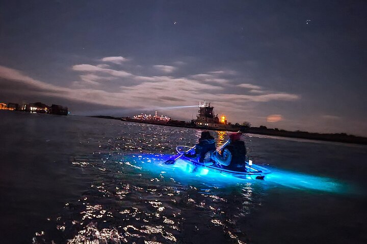 Vakantiewoningen in de buurt van GlowRow Glowing Kayak Tour Rockport