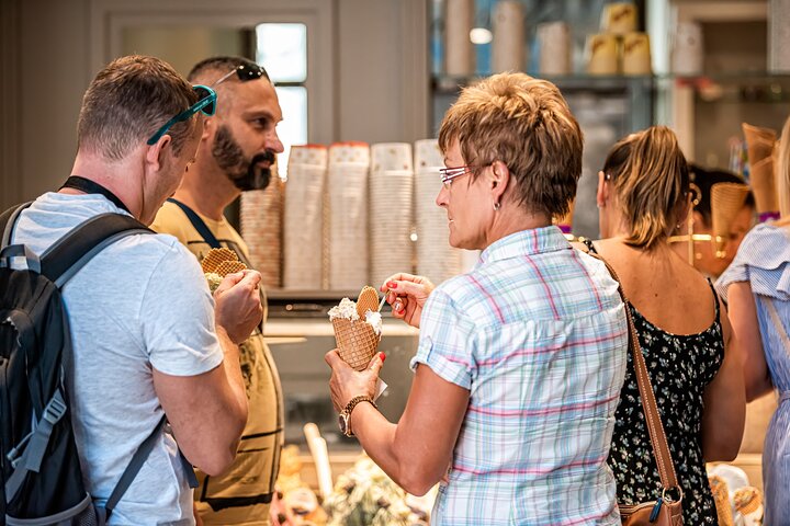 Ultimate Street Food Tour de Bari - Pequeno Grupo por Do Eat Better