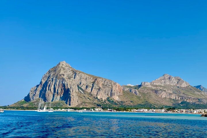 Passeio de barco de 8 horas de Castellammare del Golfo a San Vito Lo Capo