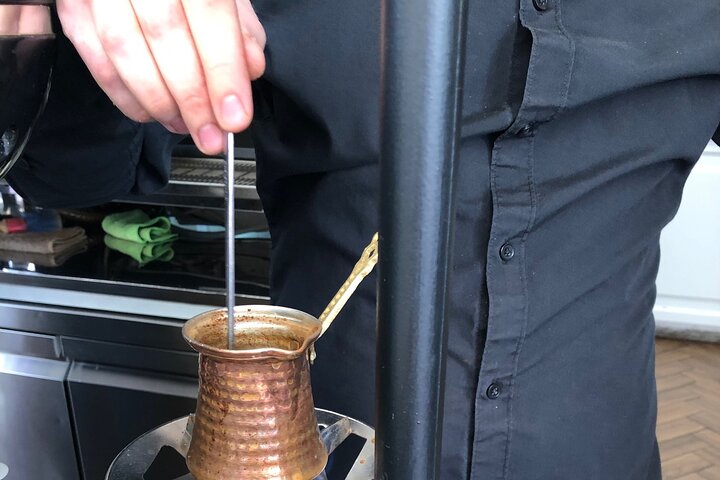 Tour de comida tradicional, degustación de aceite de oliva con almuerzo en Kalamata, Messinia.