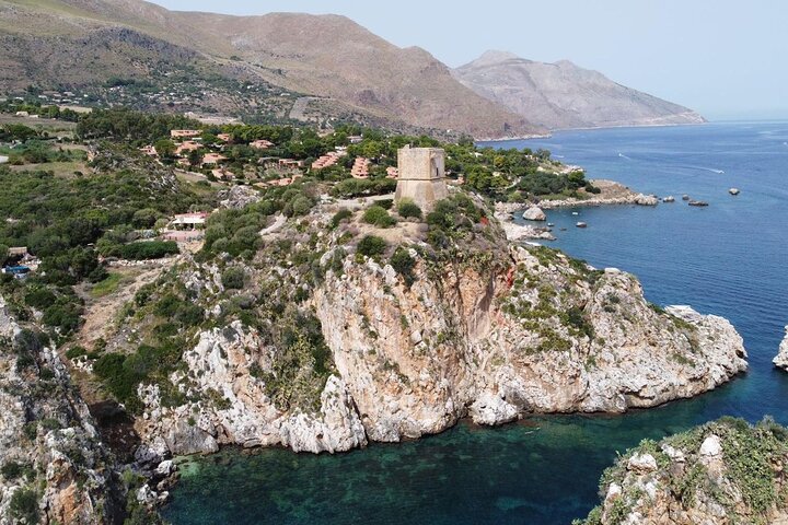 Passeio de barco de 8 horas de Castellammare del Golfo a San Vito Lo Capo