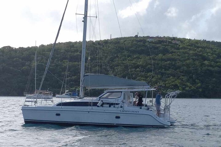 Privado dia inteiro, dia divertido SY Mazu - Luxury Gemini Legacy Catamaran