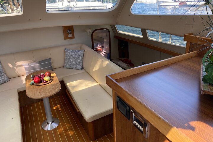 Privado dia inteiro, dia divertido SY Mazu - Luxury Gemini Legacy Catamaran