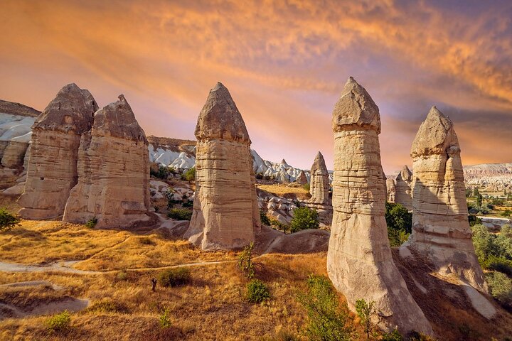 Capadocia Red Tour, (incluido, almuerzo, guía, entradas)