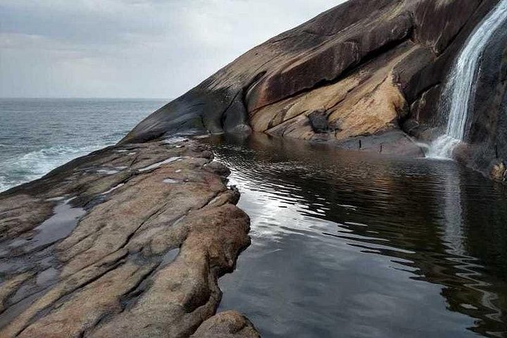 Avontuurlijke ervaring naar Saco Bravo Waterval - DOOR PARATY TOURS