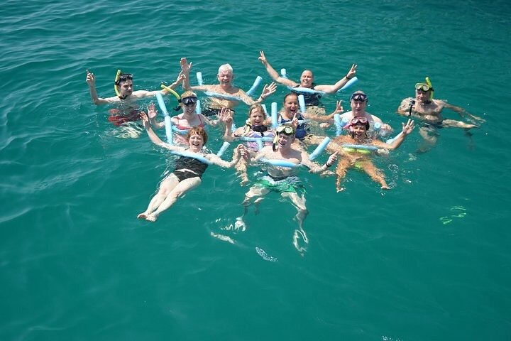 Viaje en goleta con almuerzo a bordo BY PARATY TOURS