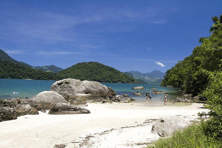 Viaje en goleta con almuerzo a bordo BY PARATY TOURS