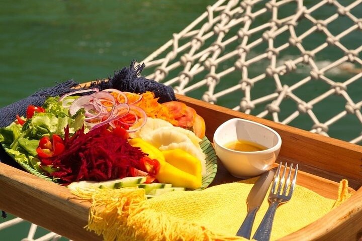 Viaje en goleta con almuerzo a bordo BY PARATY TOURS