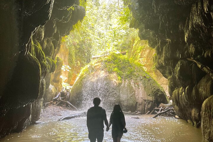 Cave, Waterfall and River Adventure in Charco Azul from San Juan