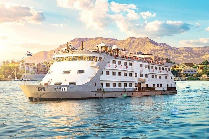 4 Tage Nilkreuzfahrt Assuan nach Luxor & Abu Simbel. Heißluftballon