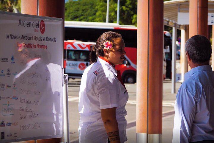 Flughafentransfer: Nouméa nach La Tontouta International Airport