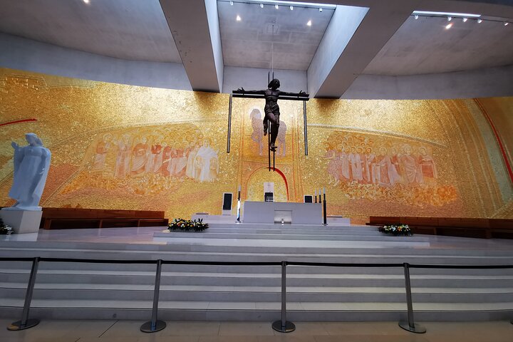 Tomar Fatima Batalha Alcobaca og Obidos fra Nazare Private Tour