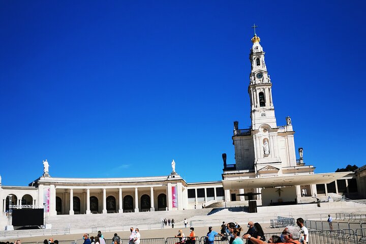 Tomar Fatima Batalha Alcobaca og Obidos fra Nazare Private Tour