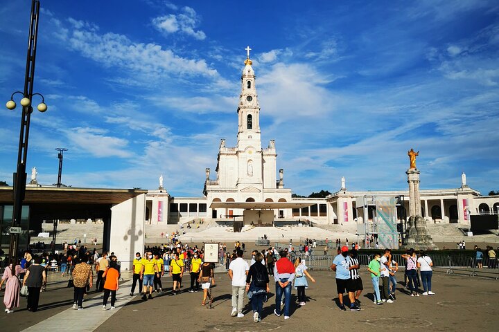 Tomar Fatima Batalha Alcobaca og Obidos fra Nazare Private Tour