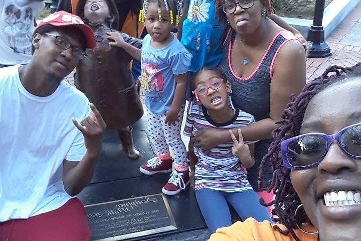 Aventura de búsqueda del tesoro en Montgomery por Wacky Walks