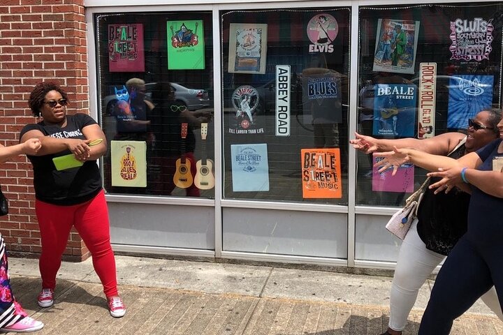 Delta i en morsom åtseledderjakt i Omaha av Wacky Walks