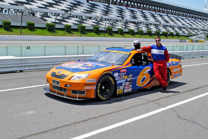 Experiencia en la unidad 10 Mile Stock Car en Pocono Raceway