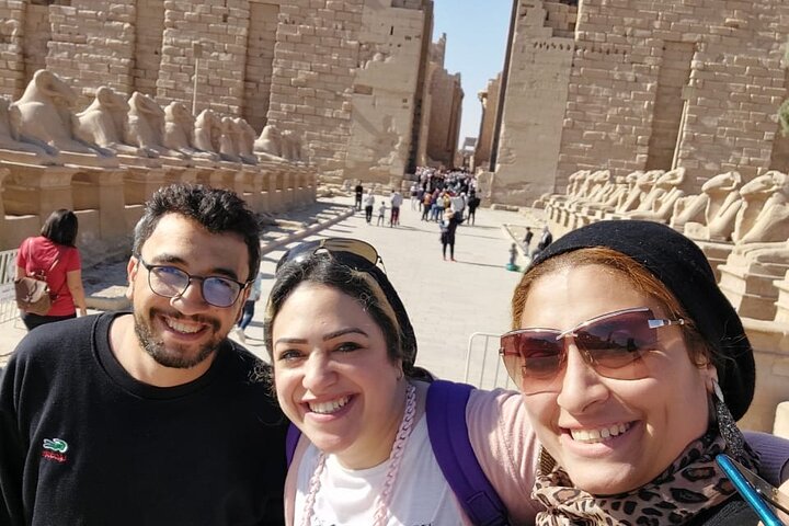 Excursion d'une journée sur les rives ouest et est de la ville de Louxor en Égypte