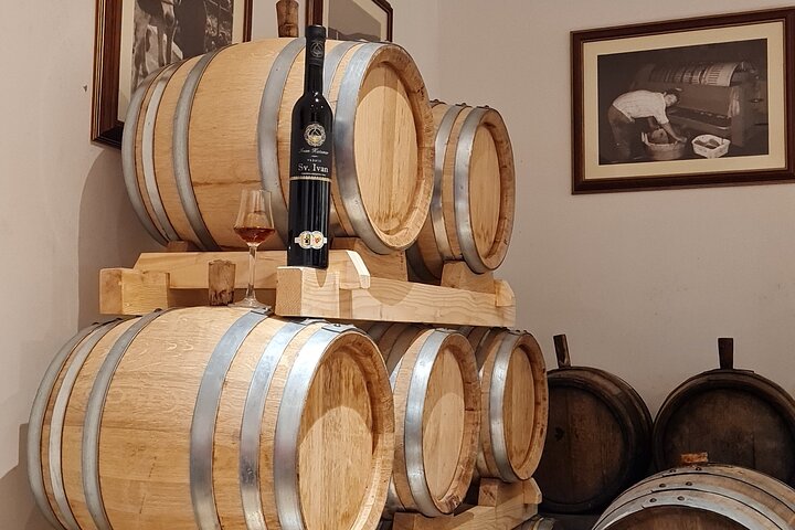 Isola di Krk : tour in cantina, degustazione di vini biodinamici e abbinamento gastronomico