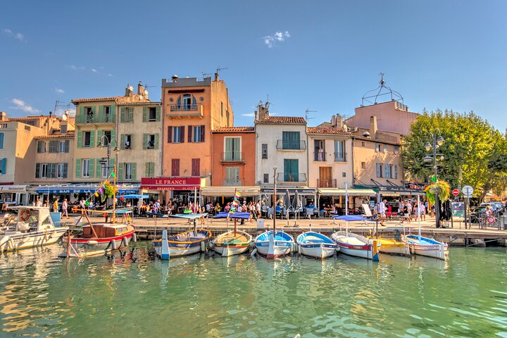 Provence-dagstur med Cassis Village-båttur och lokal vinprovning från Aix