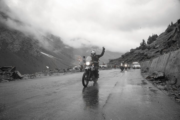 Tour de motos Leh Ladakh - 7 dias de emoção final