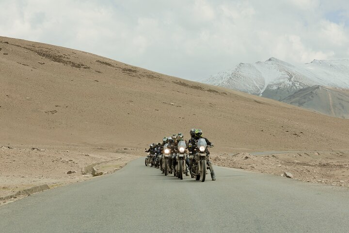 Tour de motos Leh Ladakh - 7 dias de emoção final